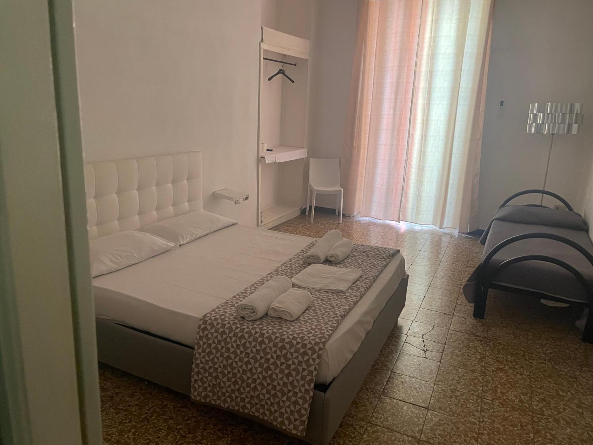 Dama Hostelbb Naples Extérieur photo